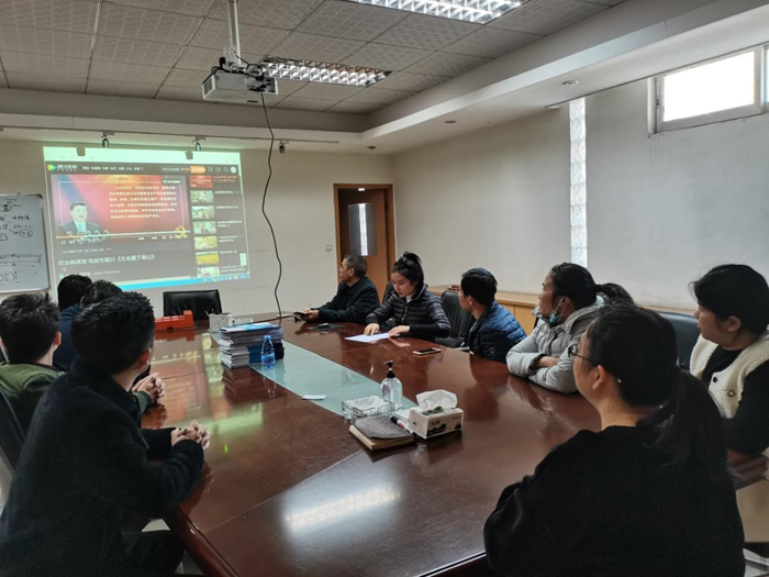 開(kāi)展消防演練，提高全員應(yīng)急能力
